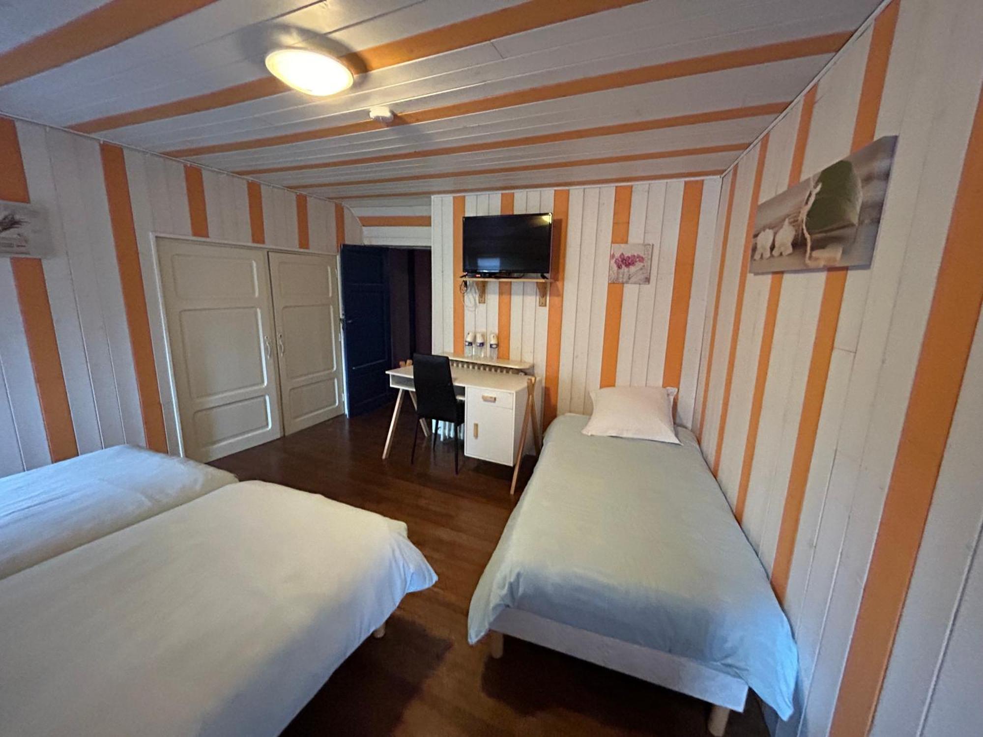 D'hotes La Cheminee Bed & Breakfast Tardets-Sorholus
