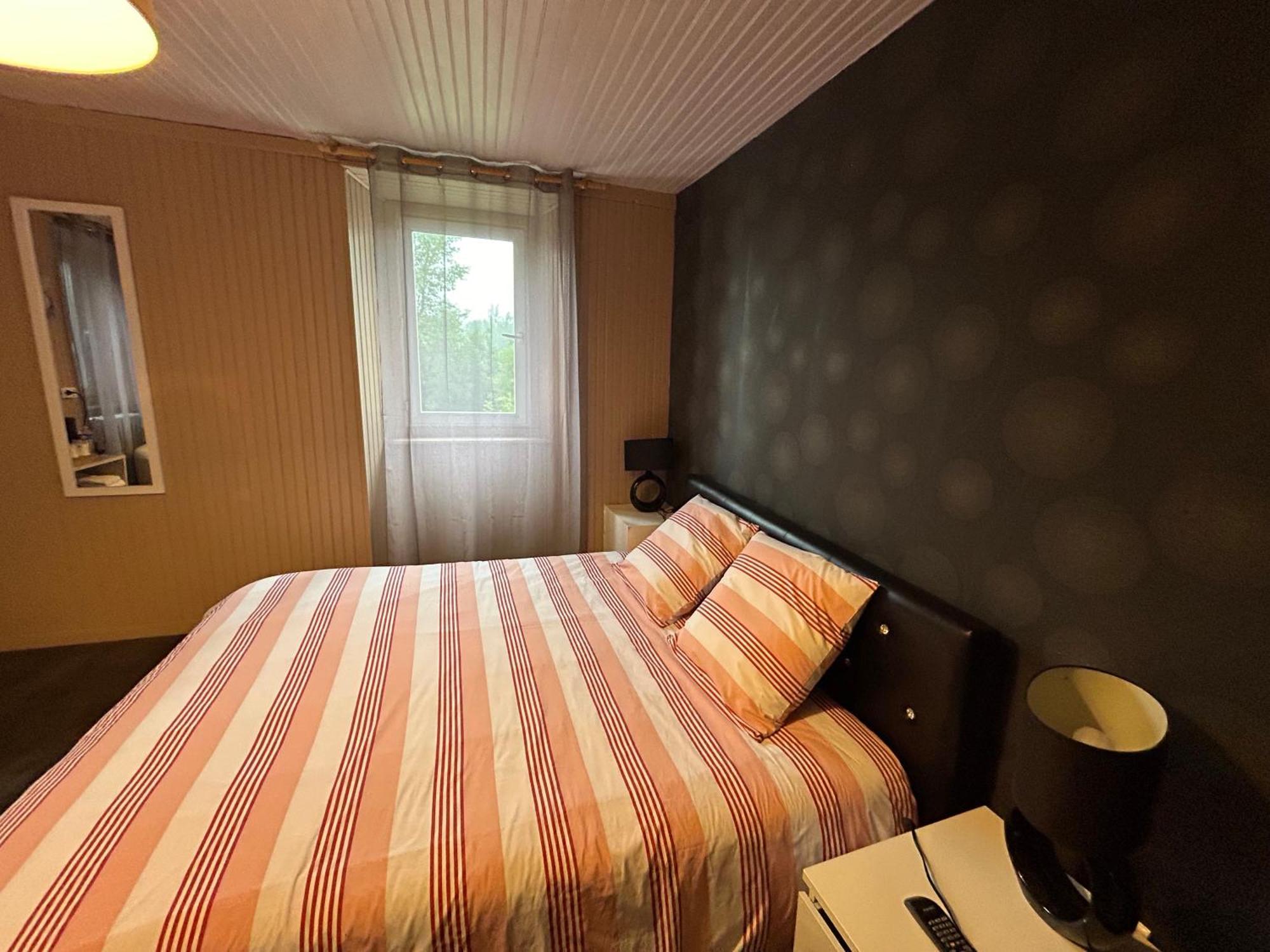 D'hotes La Cheminee Bed & Breakfast *